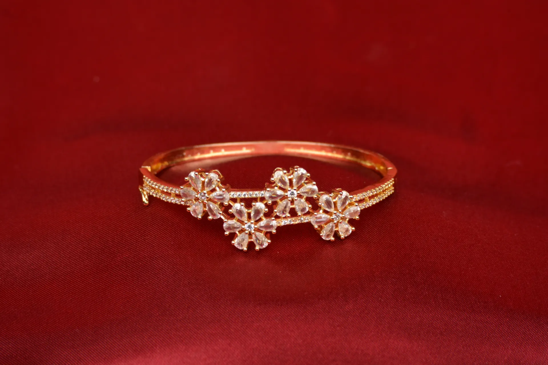 Bracelet (White)
