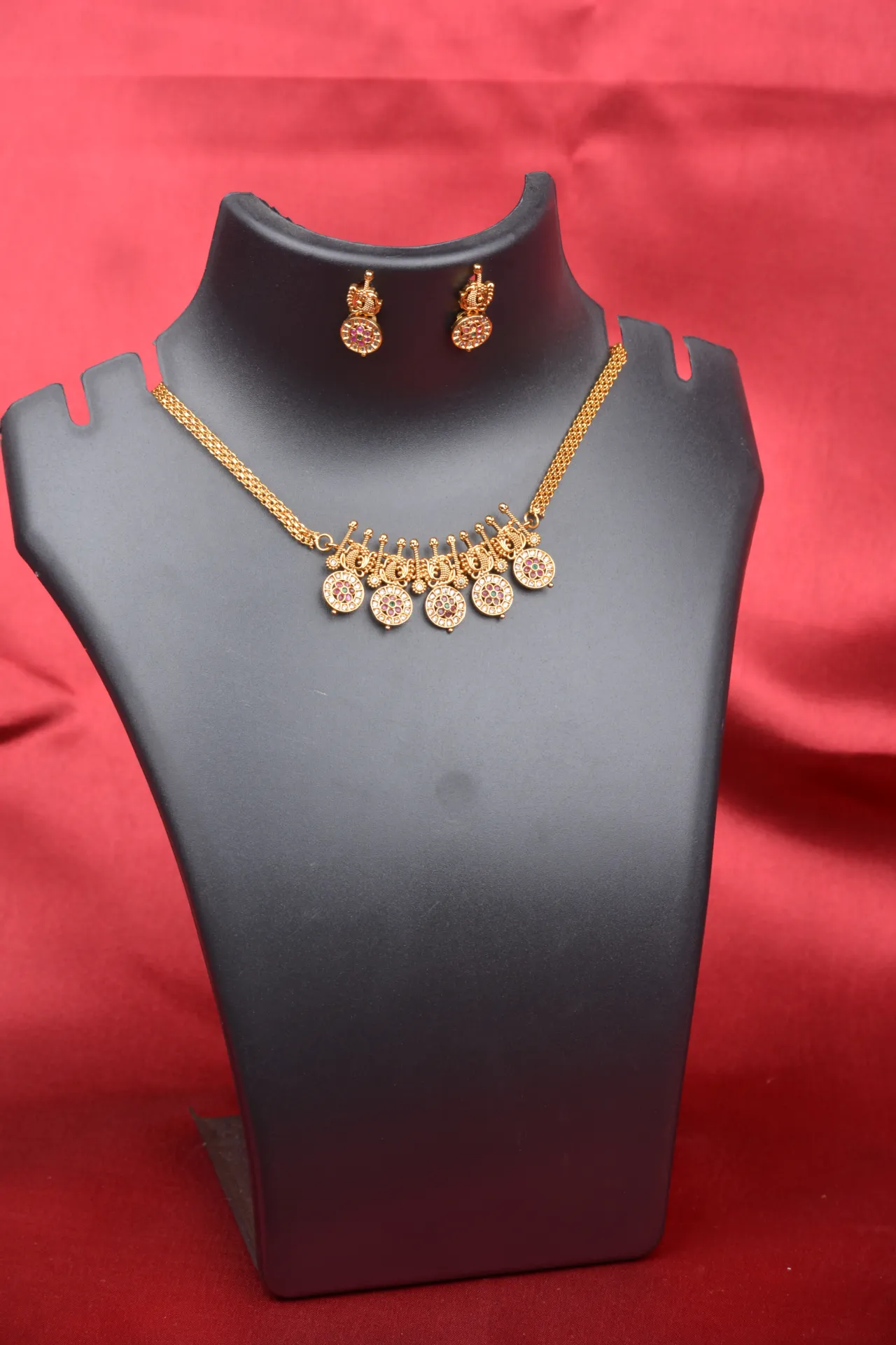 Neck Set with Earrings