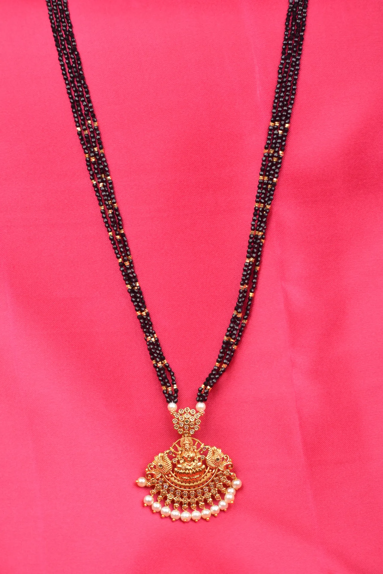 Beads (Black)