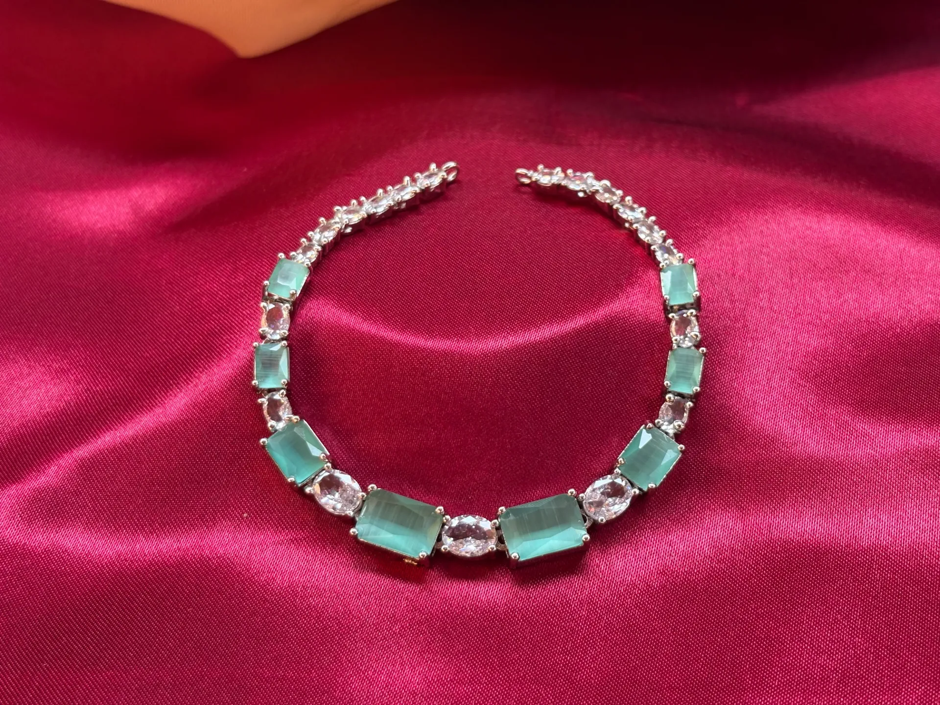 Neck Set with Earrings