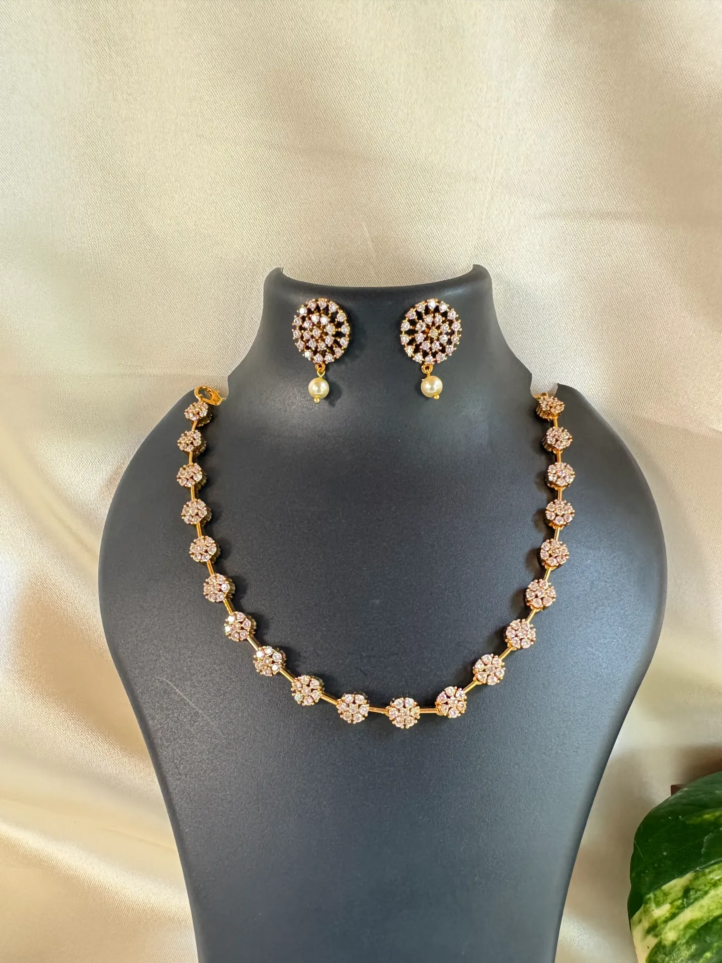 Neck Set with Earrings