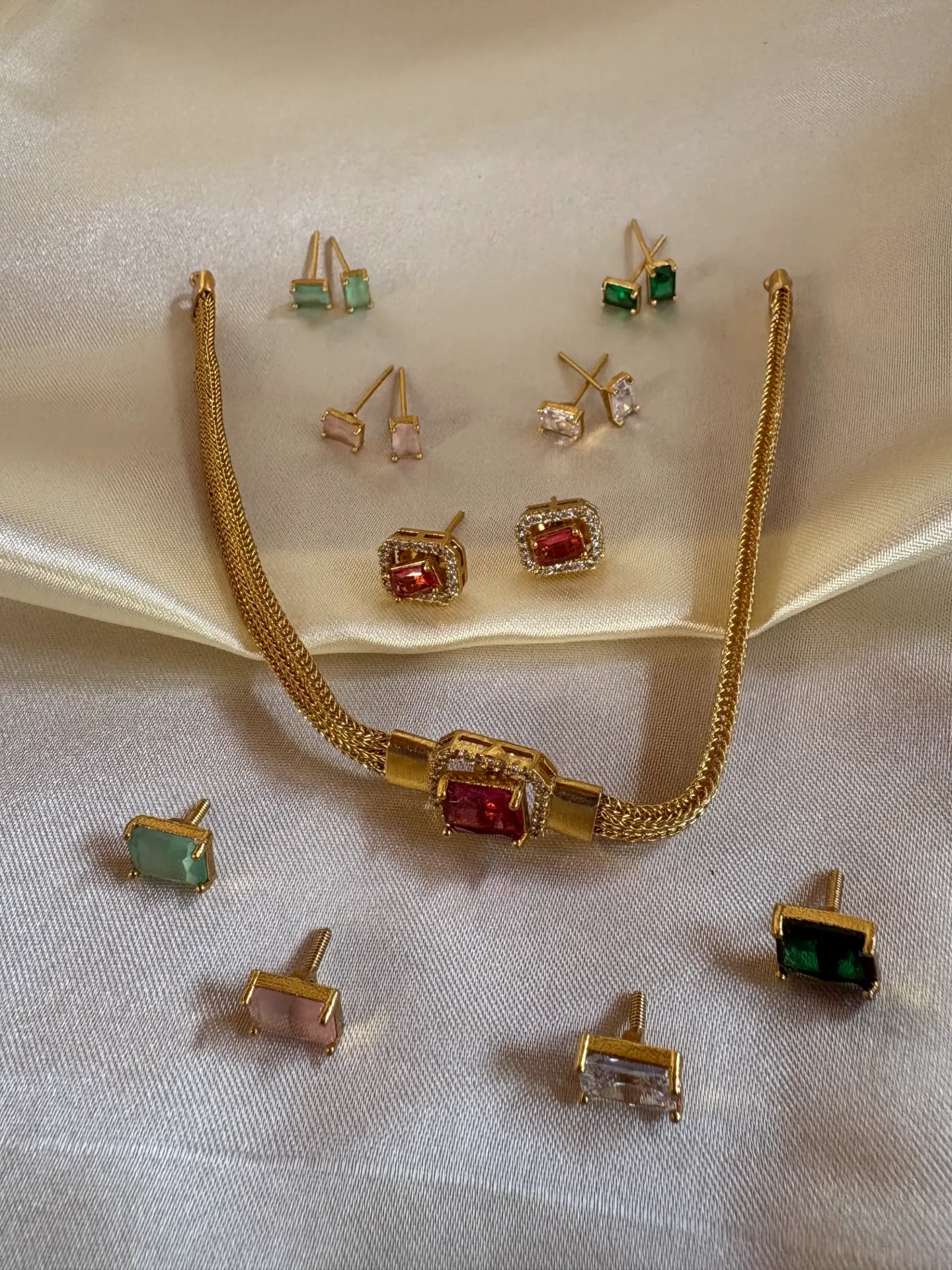 Neck Set with Studs-Changeable
